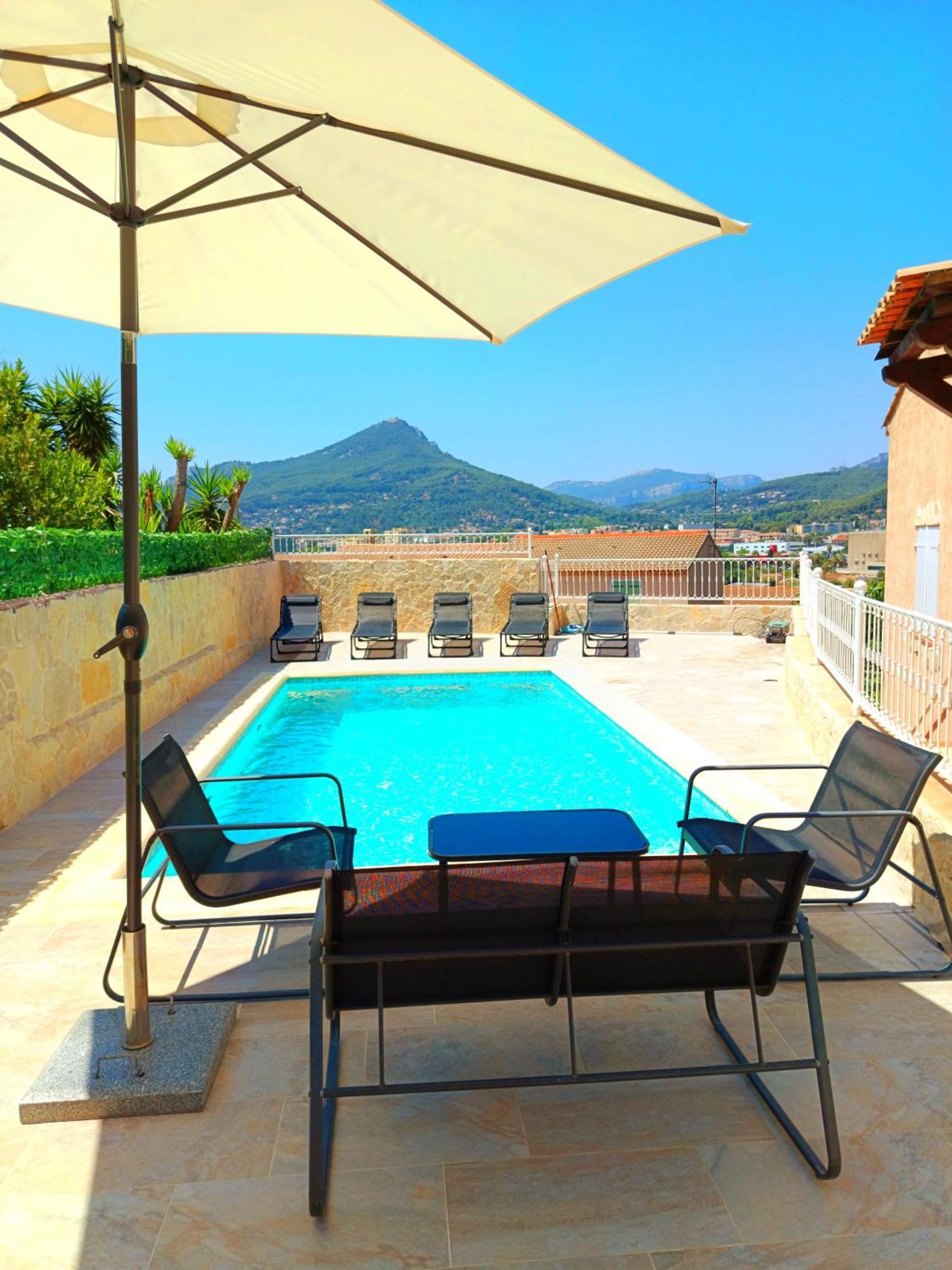 Villa Naïs 126m2-Zen-Salle Cinéma-Piscine La Valette-du-Var Exterior foto